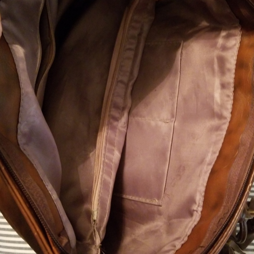 Purse - Picture 4 of 4